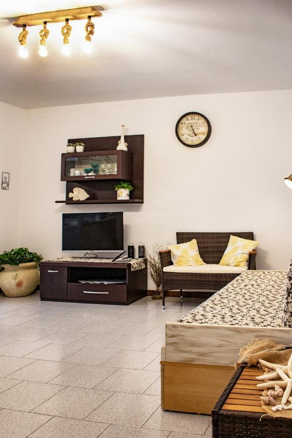 Apartmán Casa Elena Portoscuso Exteriér fotografie